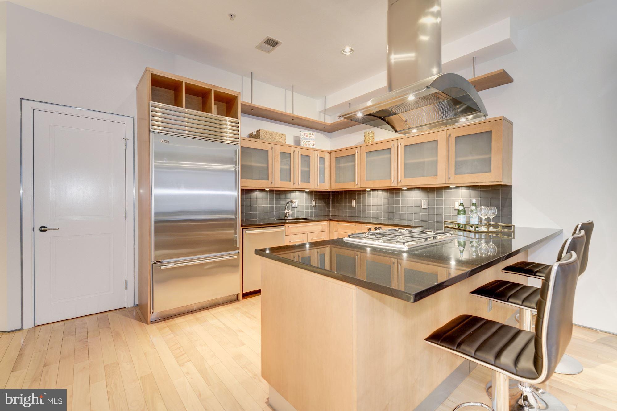 1213 N Street Northwest, Unit E Washington, DC 20005 - Photo 4 of 29 Kitchen