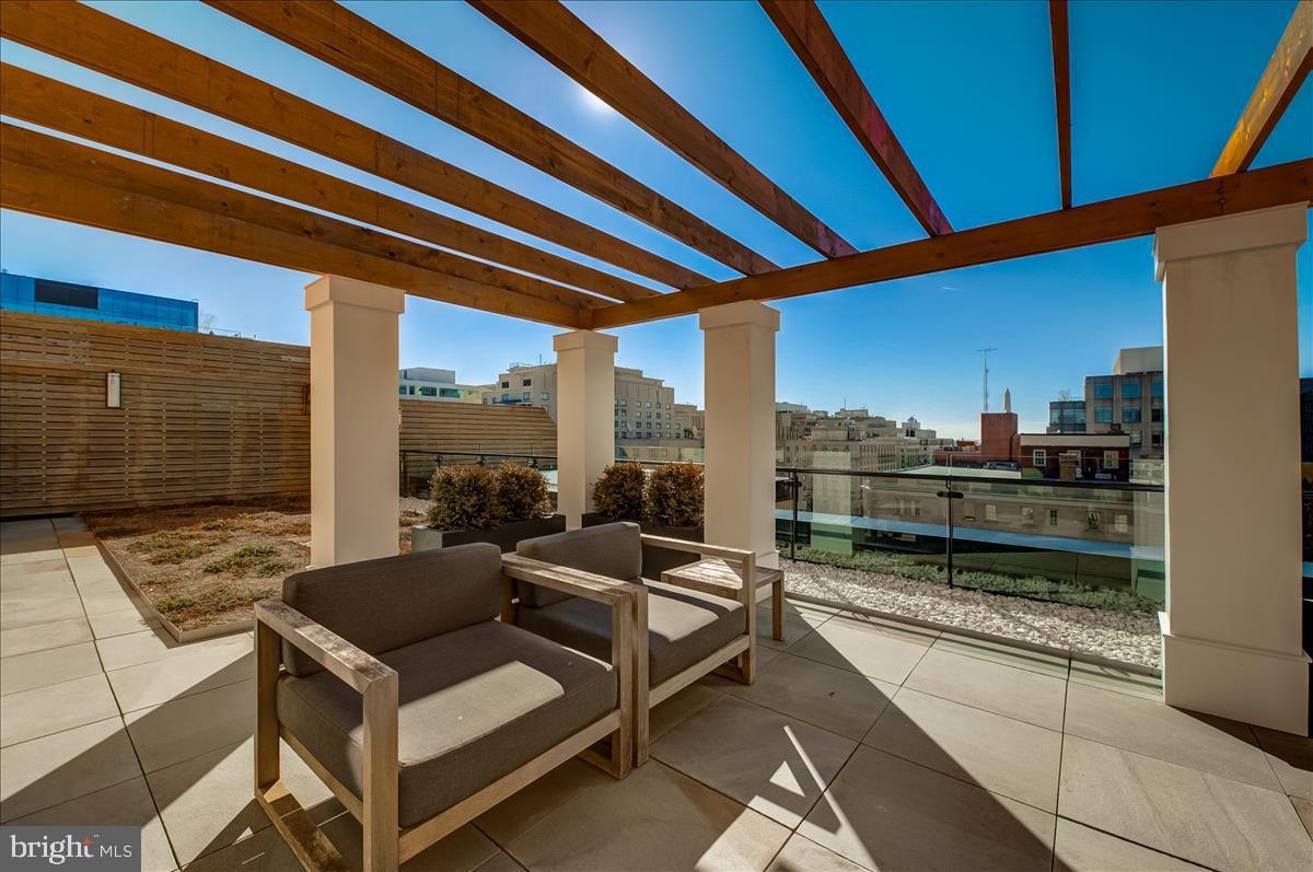 1108 16th Street Northwest, Unit 604 Washington, DC 20036 - Photo 18 of 26 A rooftop