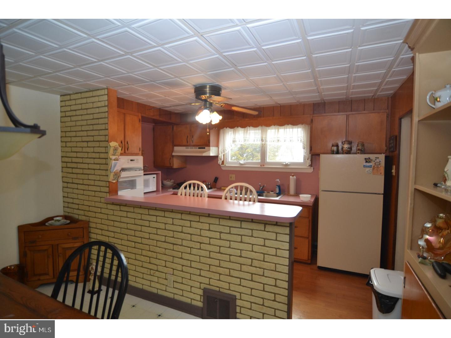 14 East Spring Street Pine Hill, NJ 08021 - Photo 3 of 12 Gallery Image 3