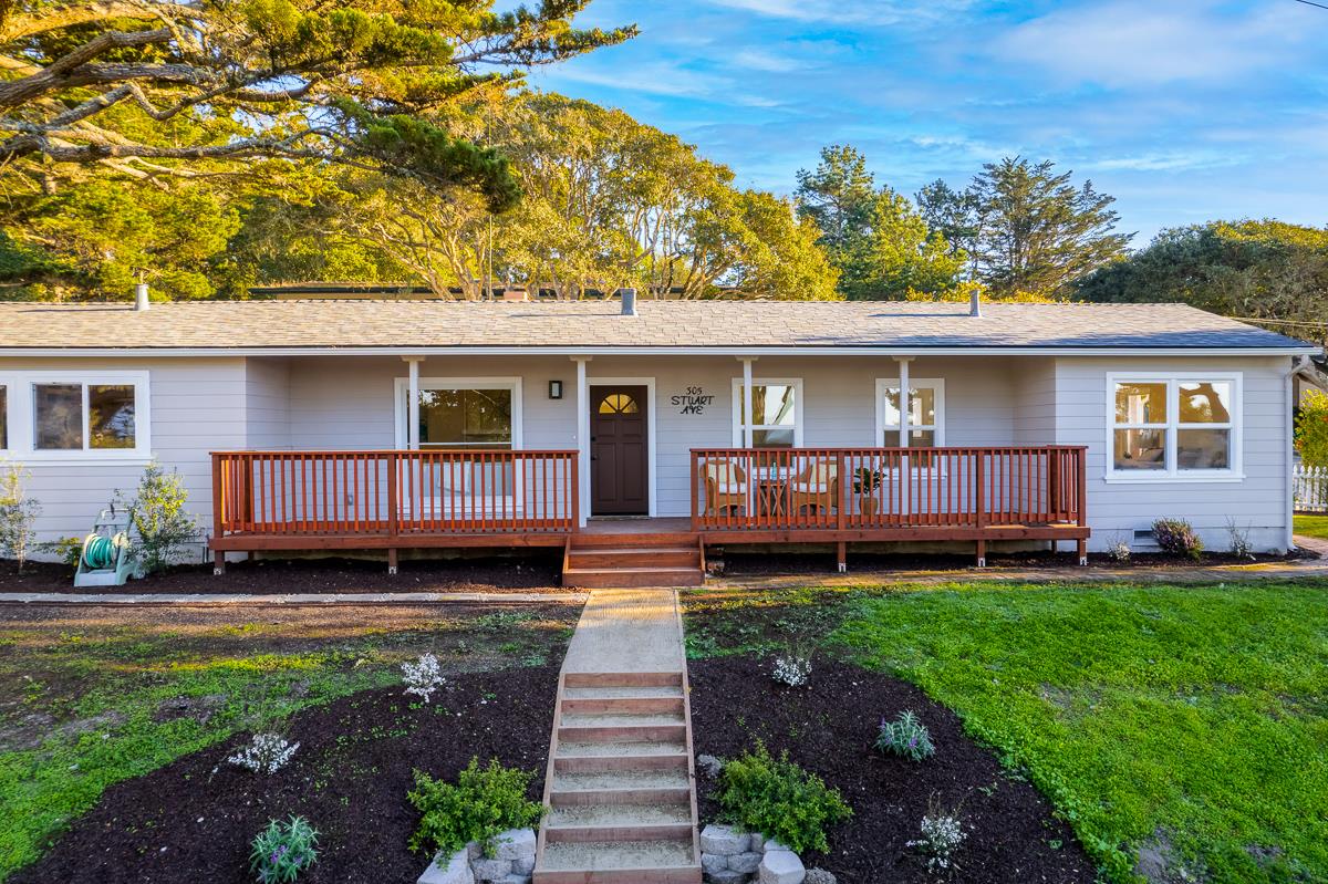 305 Stuart Avenue Pacific Grove, CA 93950 - Photo 6 of 55 a house view with a garden space