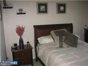 727 Rutland Court Sewell, NJ 08080 - Photo 6 of 11 Bedroom - Main