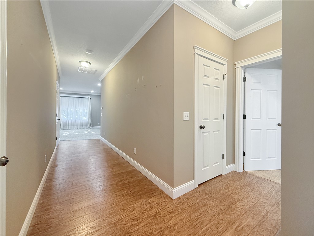 535 Lourdes Place Decatur, IL 62526 - Photo 5 of 26