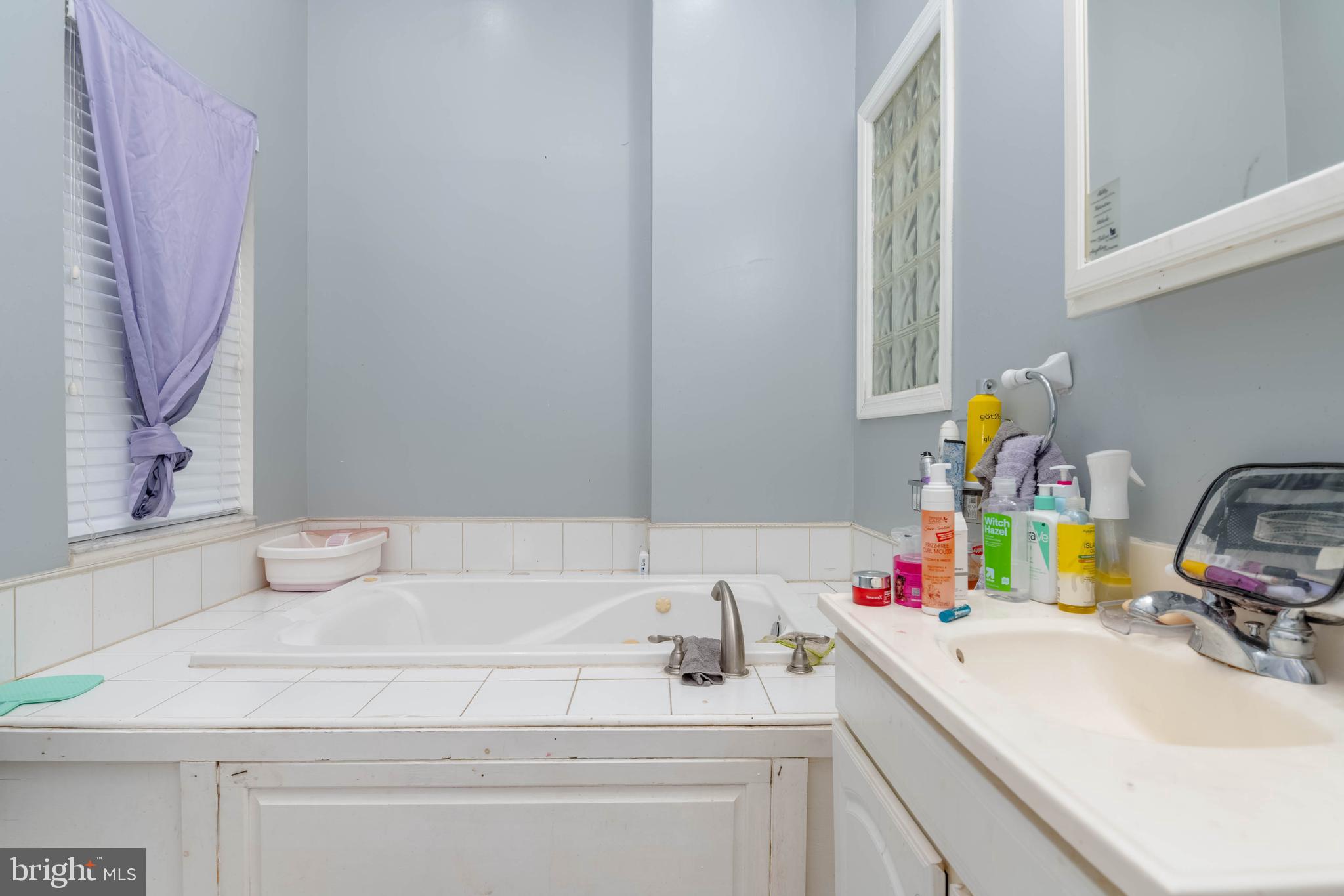 2933 Hudson Street Baltimore, MD 21224 - Photo 13 of 25 Primary Bathroom