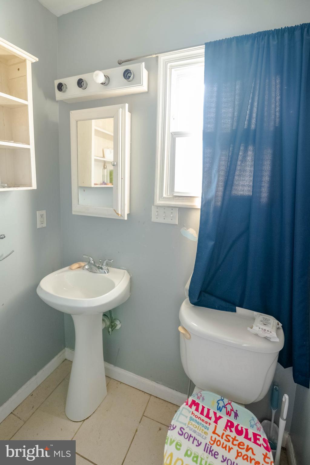 2933 Hudson Street Baltimore, MD 21224 - Photo 18 of 25 Bathroom 2