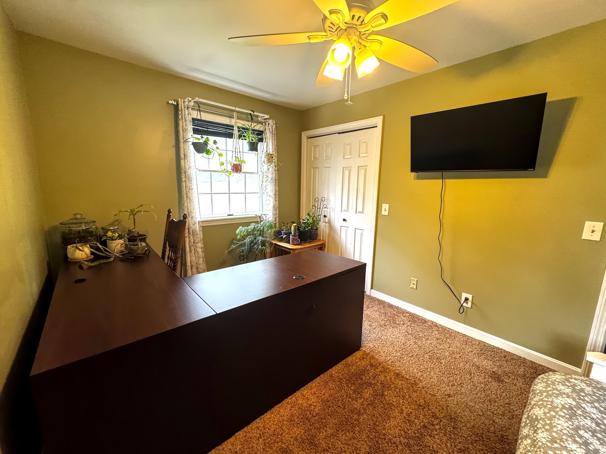 131 Pine Circle Bennington, VT 05201 - Photo 28 of 59