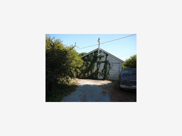 305 Manfre Road Watsonville, CA 95076 - Photo 3 of 3 Gallery Image 3