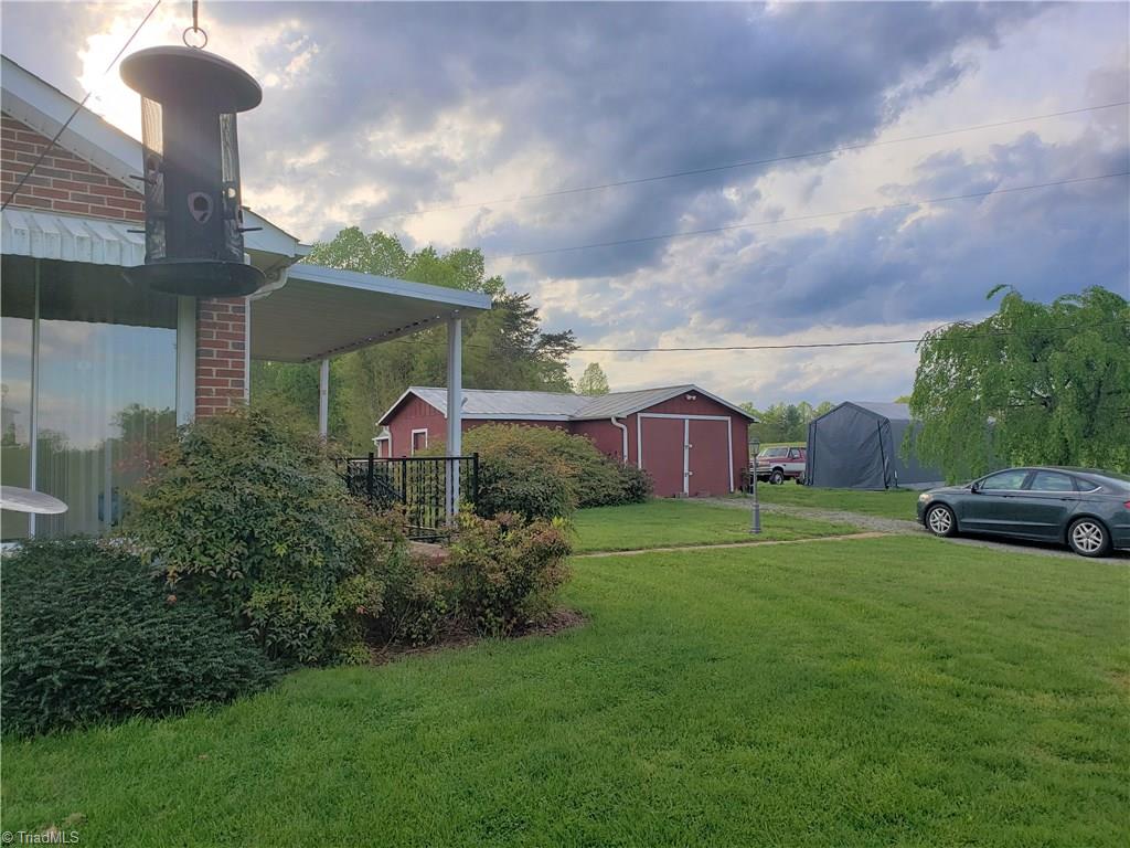 4029 Byrd Road Elkin, NC 28621 - Photo 8 of 21 Gallery Image 8