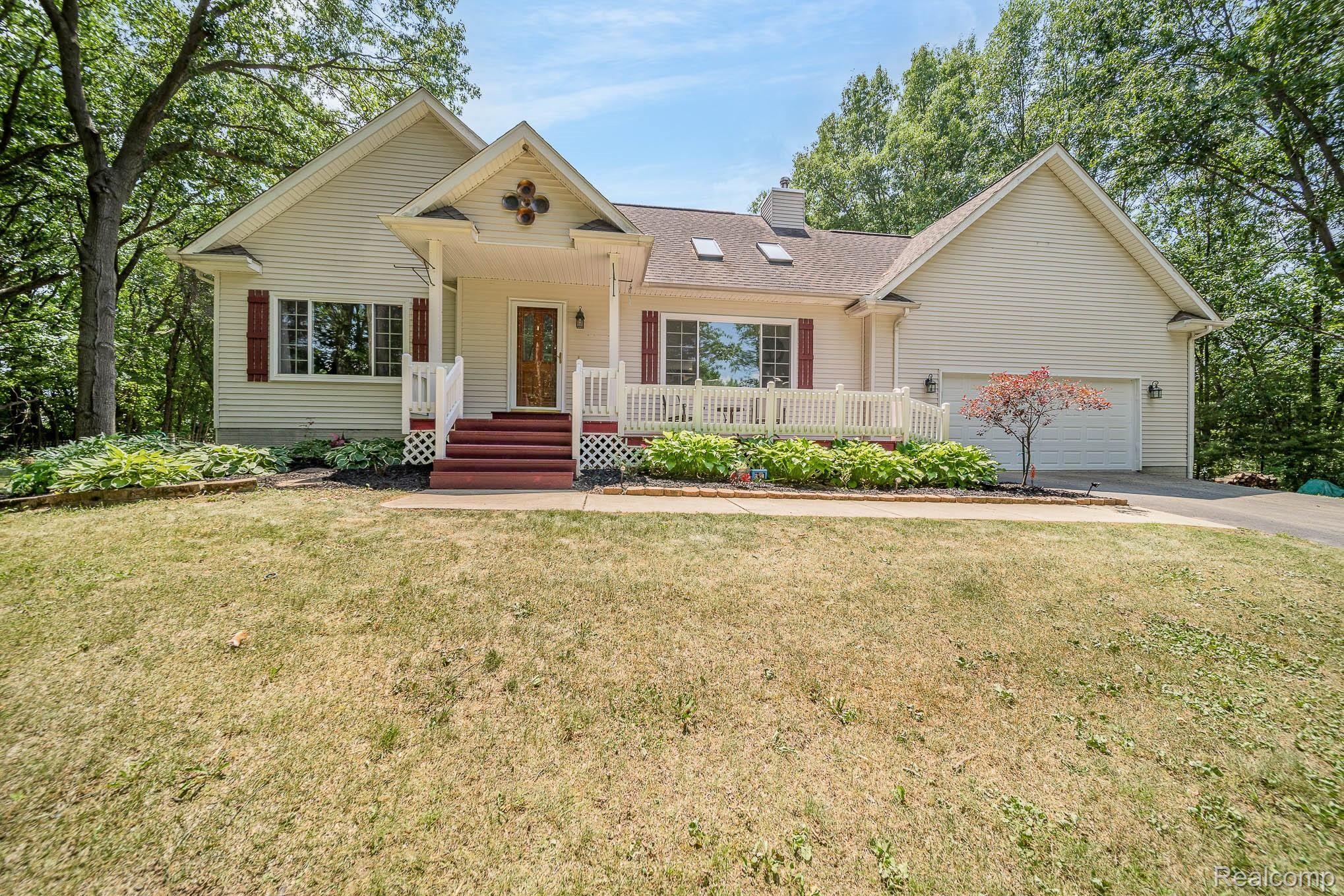 1630 East Rattalee Lake Road Holly, MI 48442 - Photo 1 of 39 1630 Rattalee Lake_78-Edit.JPG