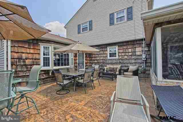 432 George Street Hanover, PA 17331 - Photo 5 of 36 Gallery Image 5