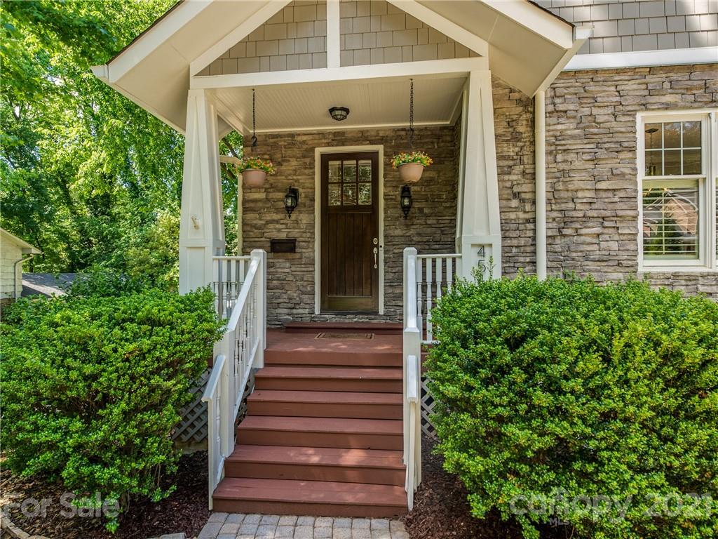 4518 Water Oak Road Charlotte, NC 28211 - Photo 2 of 35 Gallery Image 2