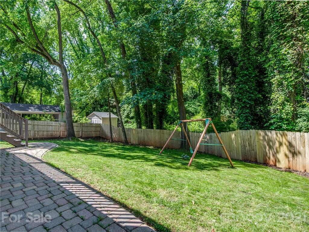 4518 Water Oak Road Charlotte, NC 28211 - Photo 16 of 35 Gallery Image 16