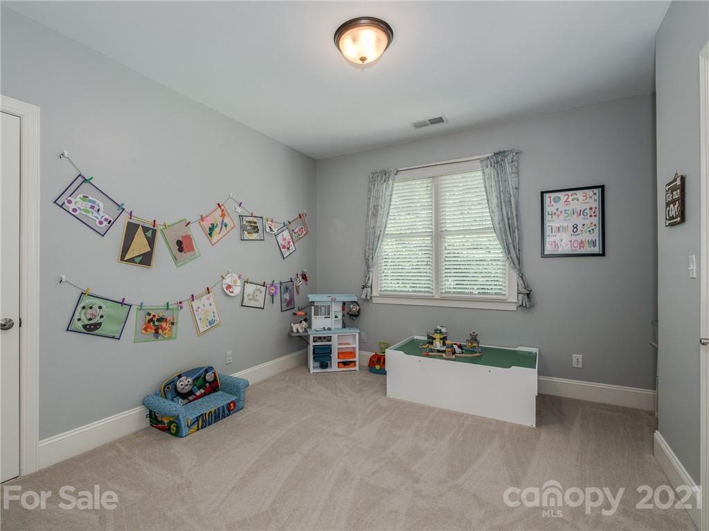 4518 Water Oak Road Charlotte, NC 28211 - Photo 24 of 35 Gallery Image 24