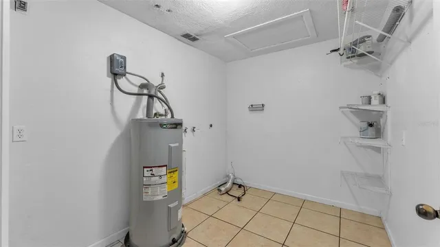 $349,900 | 6014 Doe Circle West, Lakeland, FL 33809