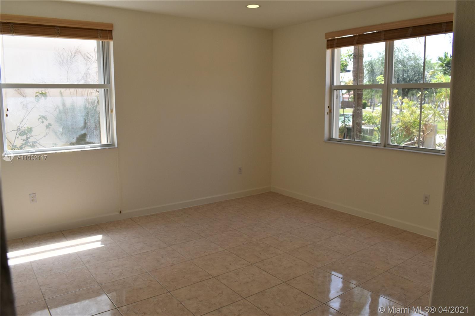 1731 Southeast 20th Road Homestead, FL 33035 - Photo 12 of 22