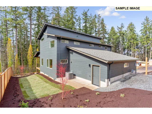 a view of outdoor space yard and front view of a house