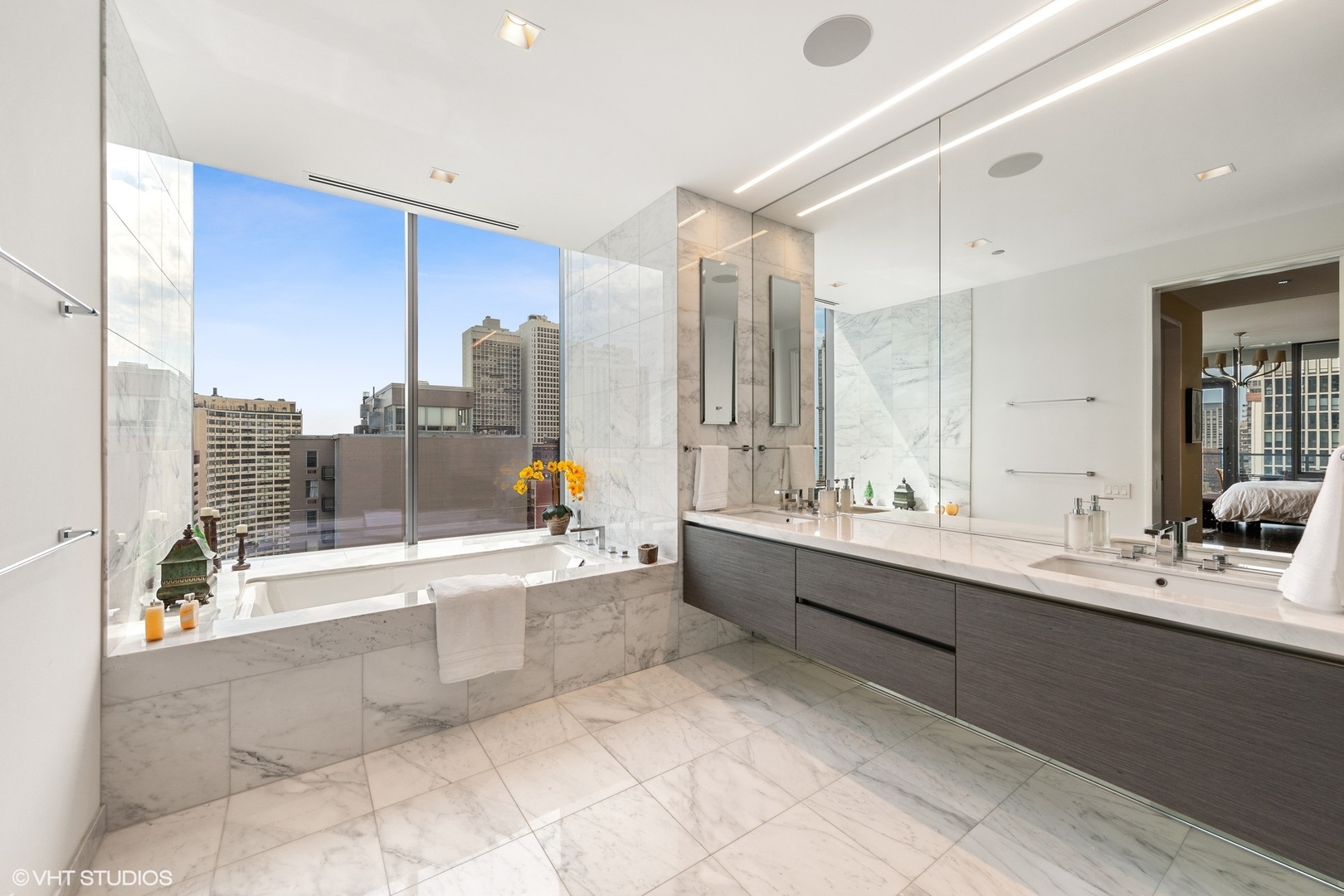 4 East Elm Street, Unit 15N Chicago, IL 60611 - Photo 16 of 28