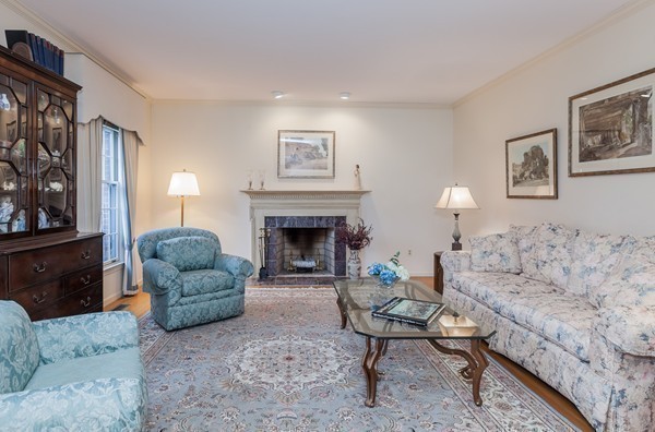 97 Ashford Road Longmeadow, MA 01106 - Photo 5 of 29