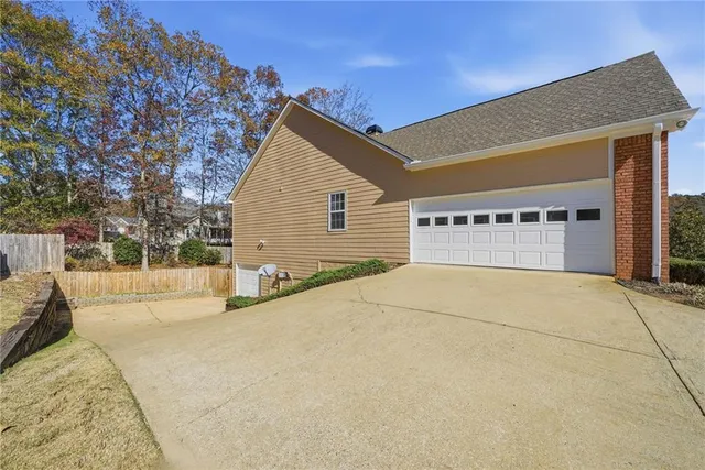 $610,000 | 120 Saddle Tree Way, Sugar Hill, GA 30518