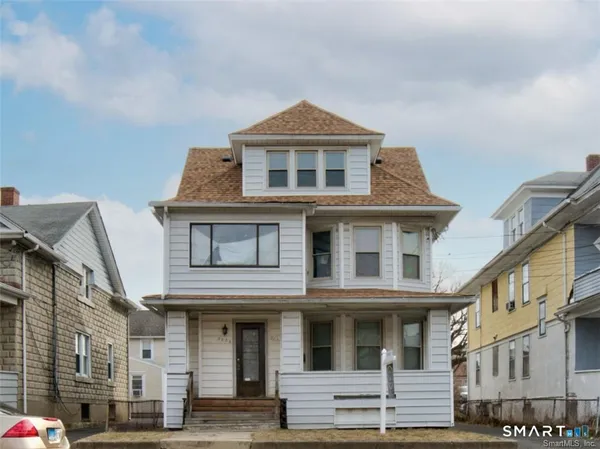 $700,000 | 2034 East Main Street, Bridgeport, CT 06610