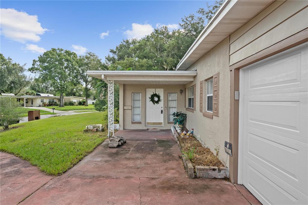 10 Kepner Street Orlando, FL 32839 - Photo 3 of 26 a view of a house with backyard