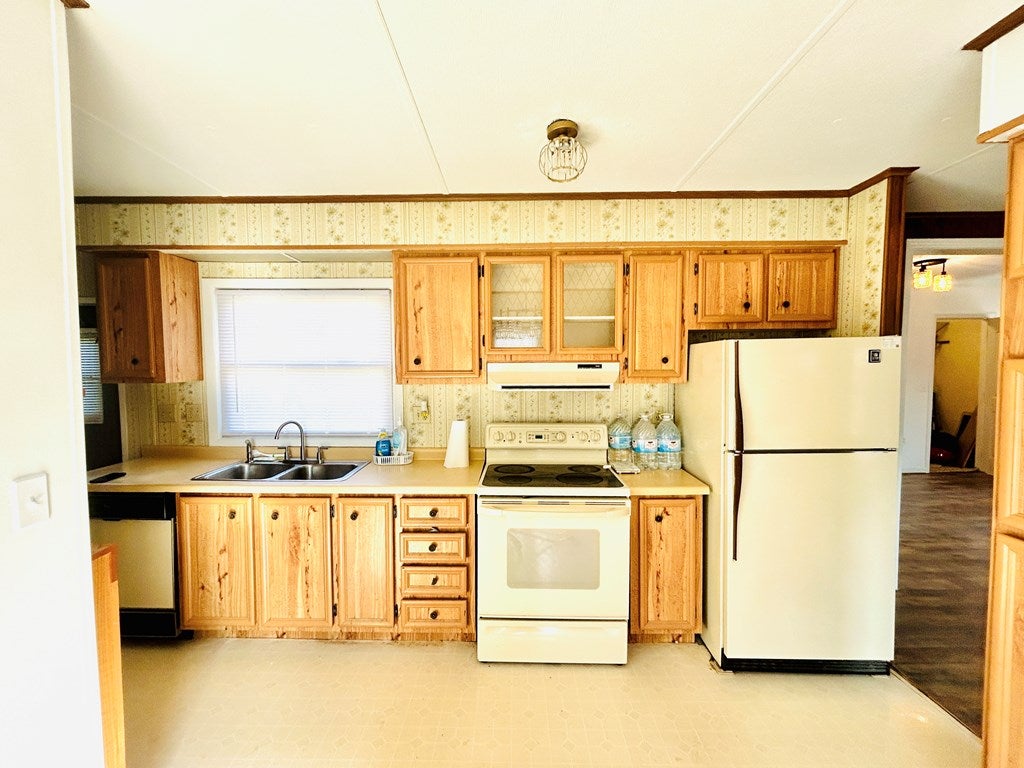 595 Davis Valley Road Rural Retreat, VA 24368 - Photo 6 of 38 Gallery Image 6