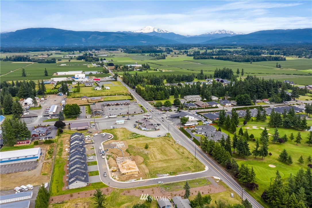 6921 Red Ridge Drive, Unit B Lynden, WA 98264 - Photo 32 of 32 Gallery Image 32
