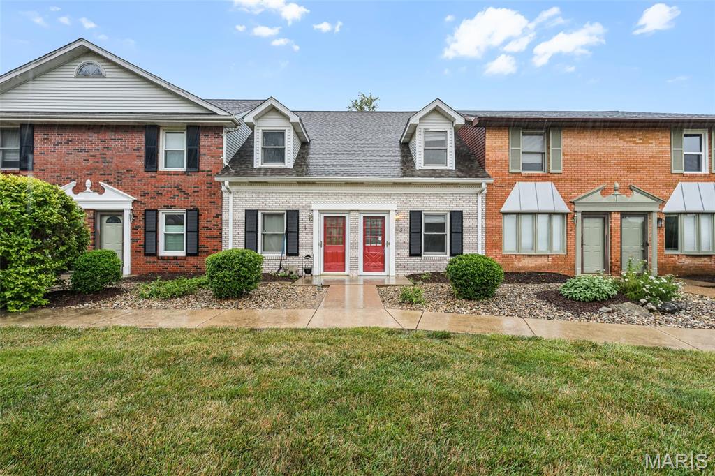 110 Ginger Creek Parkway, Unit 3 Glen Carbon, IL 62034 - Photo 2 of 22