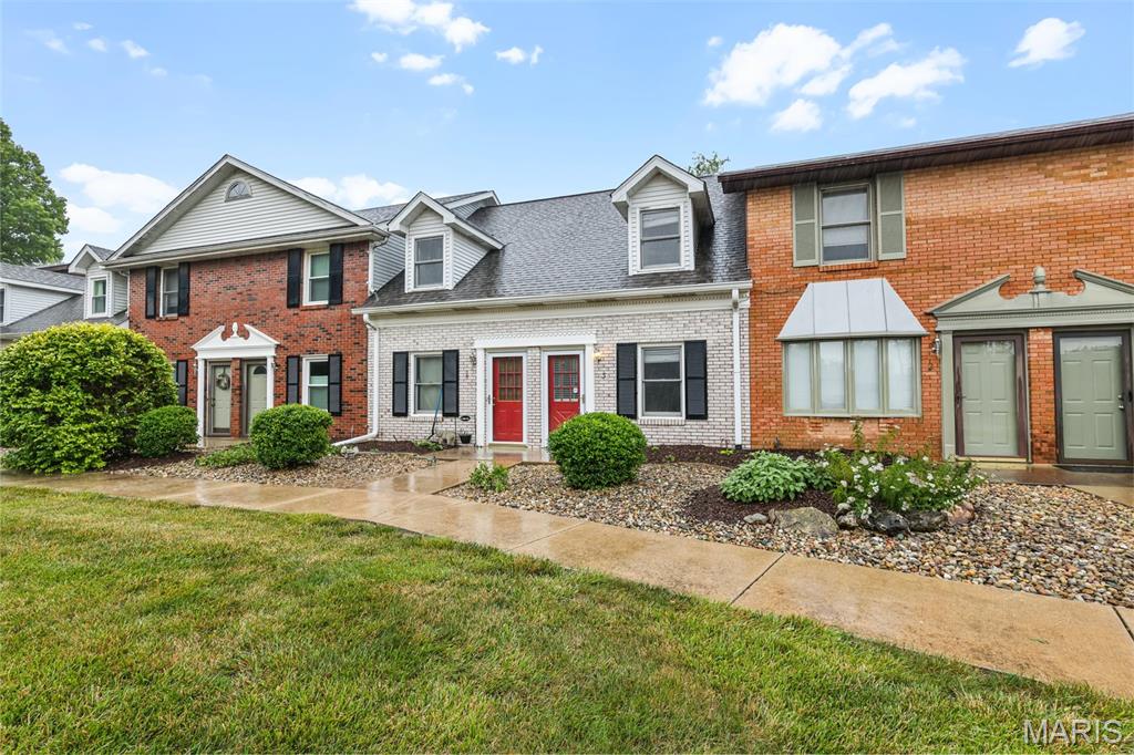 110 Ginger Creek Parkway, Unit 3 Glen Carbon, IL 62034 - Photo 3 of 22