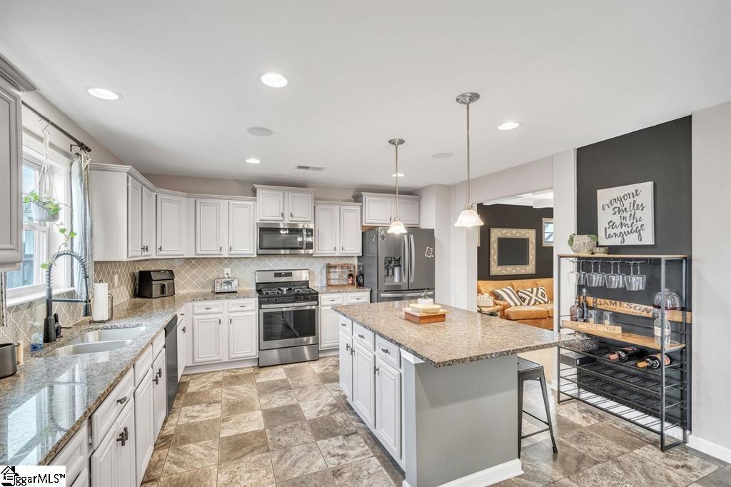 122 Mitford Way Fountain Inn, SC 29644 - Photo 7 of 34 Gallery Image 7