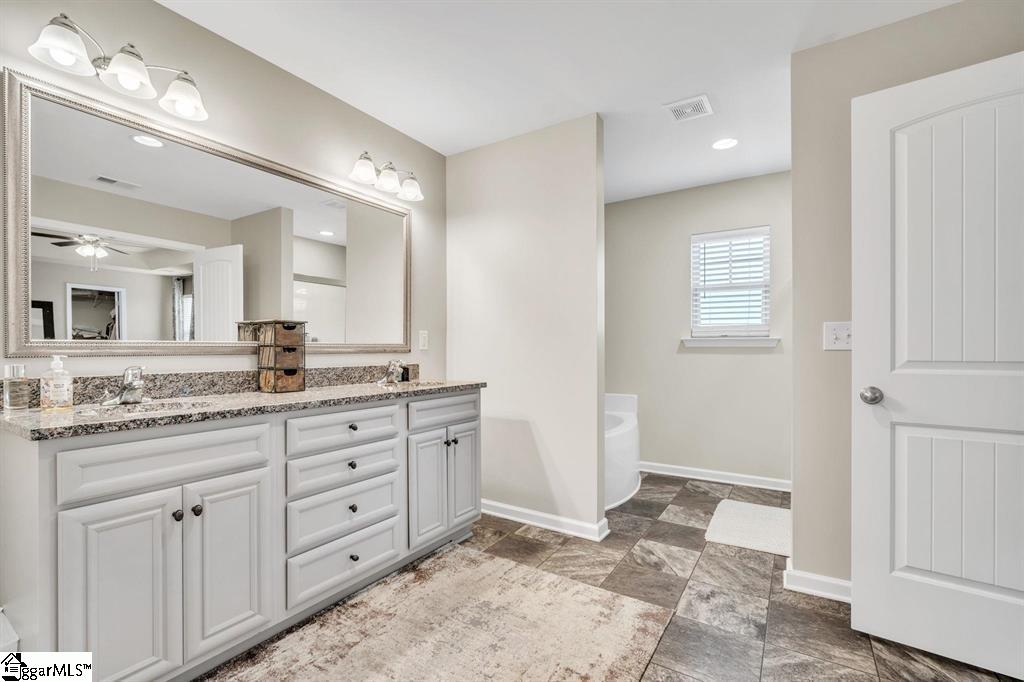 122 Mitford Way Fountain Inn, SC 29644 - Photo 10 of 34 Gallery Image 10