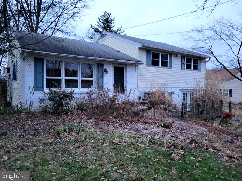 2117 Yarnall Road Pottstown, PA 19464 - Photo 2 of 8 Gallery Image 2