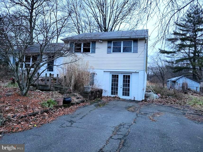2117 Yarnall Road Pottstown, PA 19464 - Photo 3 of 8 Gallery Image 3