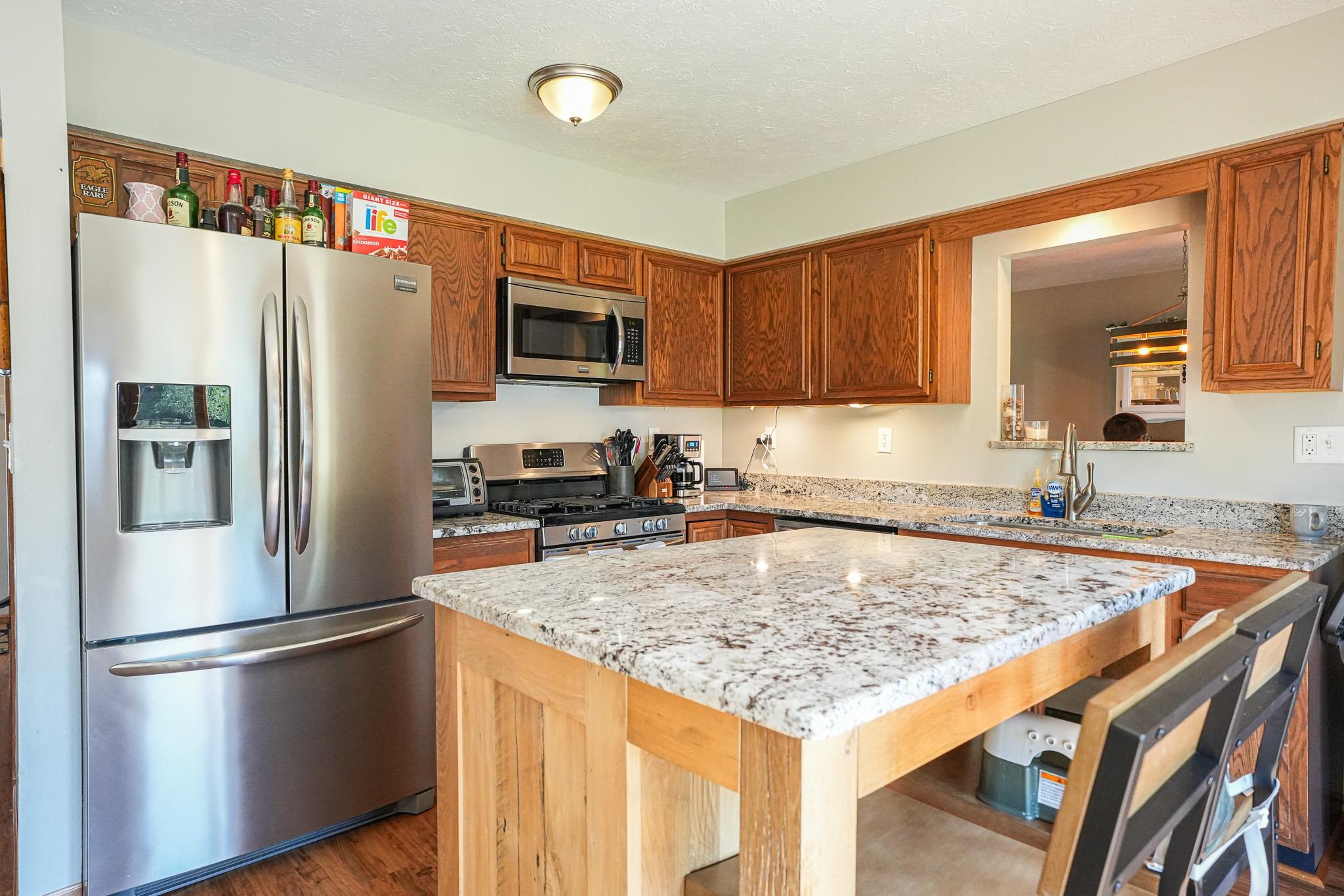 8156 Barclay Road Rockford, IL 61102 - Photo 12 of 45 Gallery Image 12