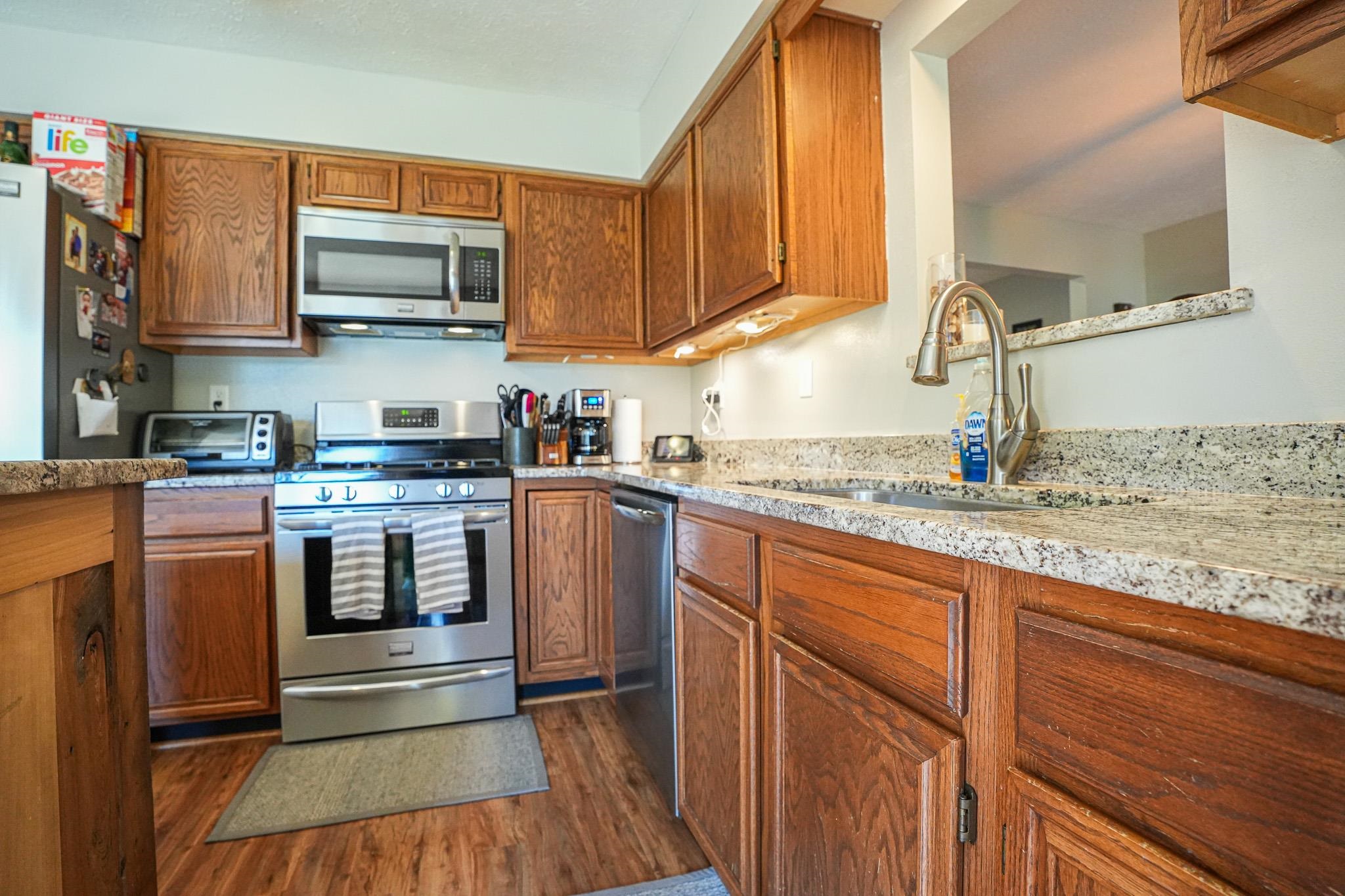 8156 Barclay Road Rockford, IL 61102 - Photo 14 of 45 Gallery Image 14