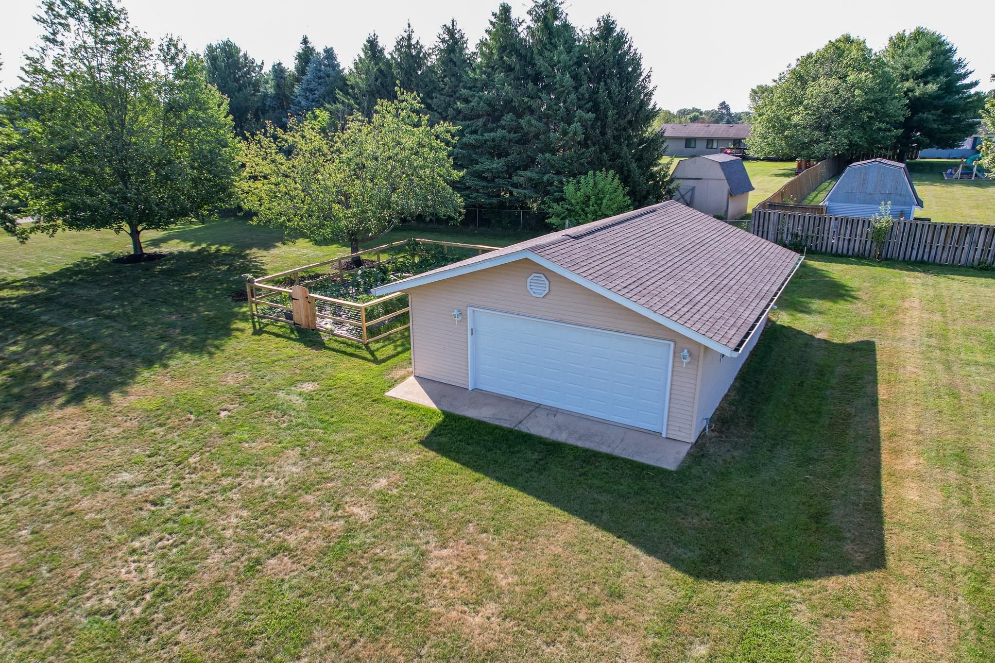 8156 Barclay Road Rockford, IL 61102 - Photo 39 of 45 Gallery Image 39
