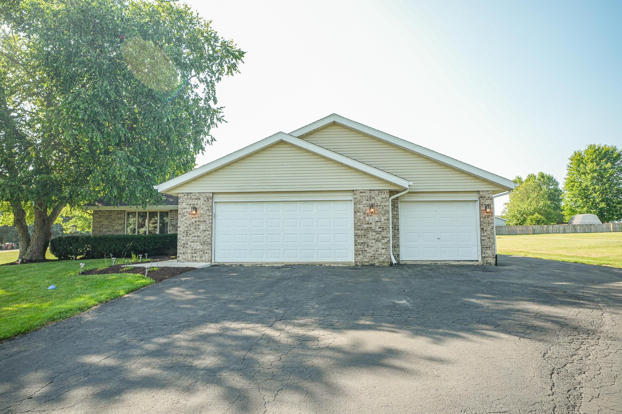 8156 Barclay Road Rockford, IL 61102 - Photo 5 of 45 Gallery Image 5
