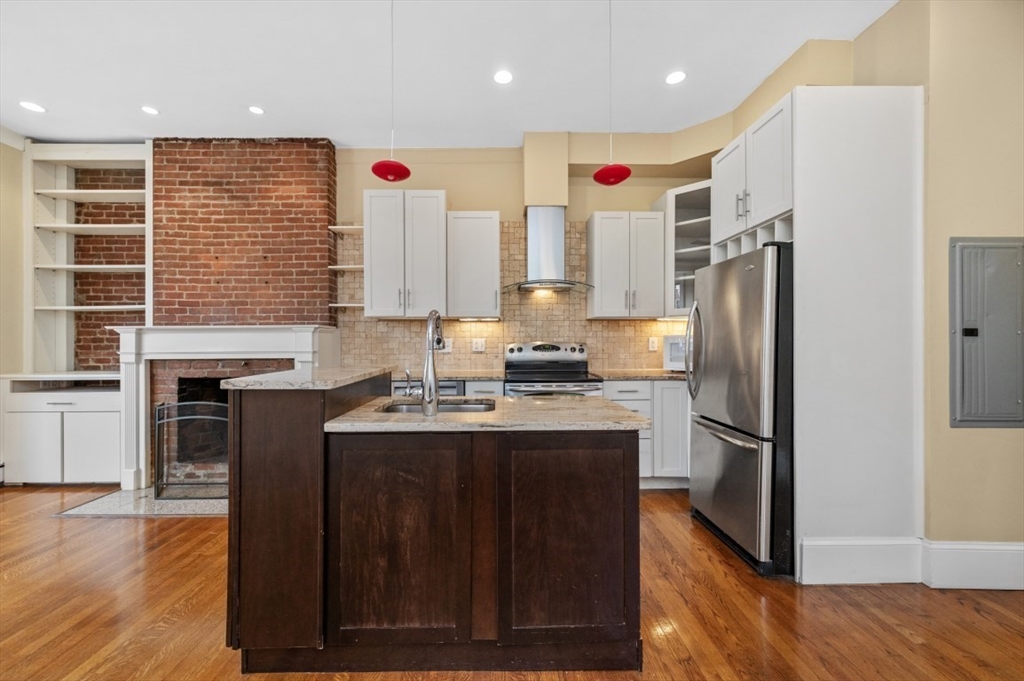 100 Charles Street, Unit B3 Boston, MA 02114 - Photo 2 of 19