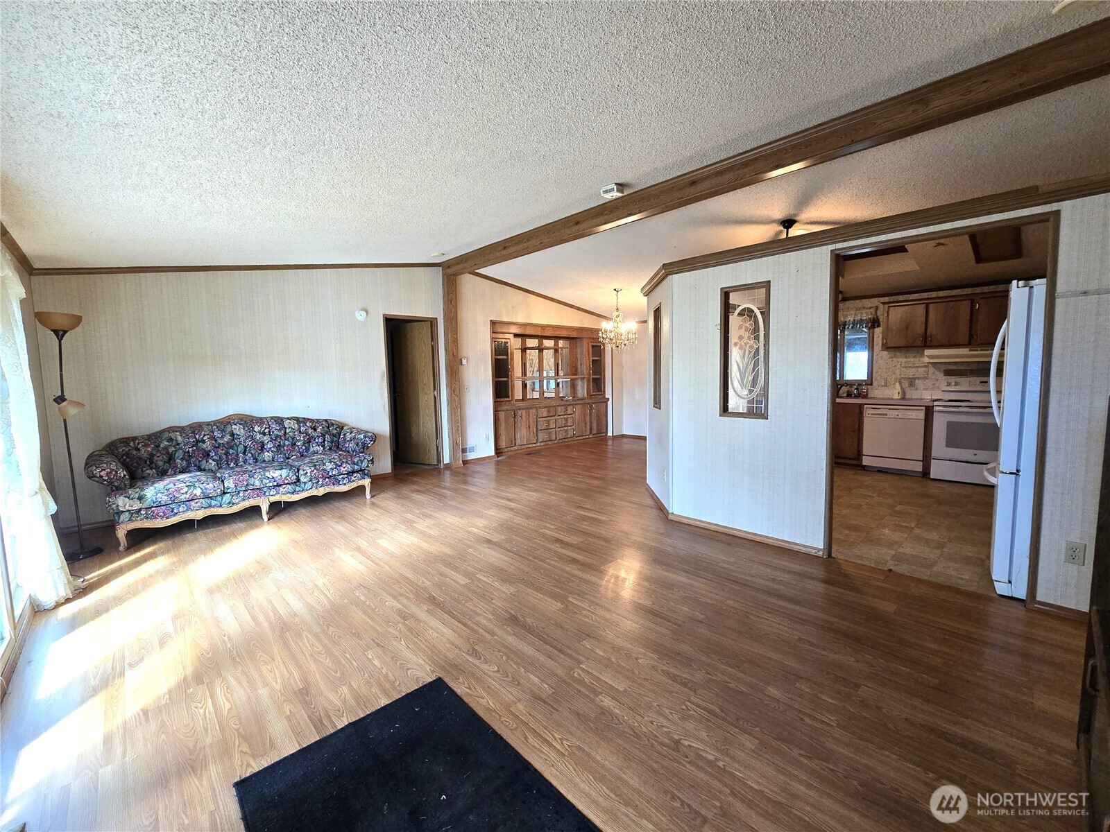 520 North 3rd Street Elma, WA 98541 - Photo 5 of 28 a view of livingroom with hardwood floor
