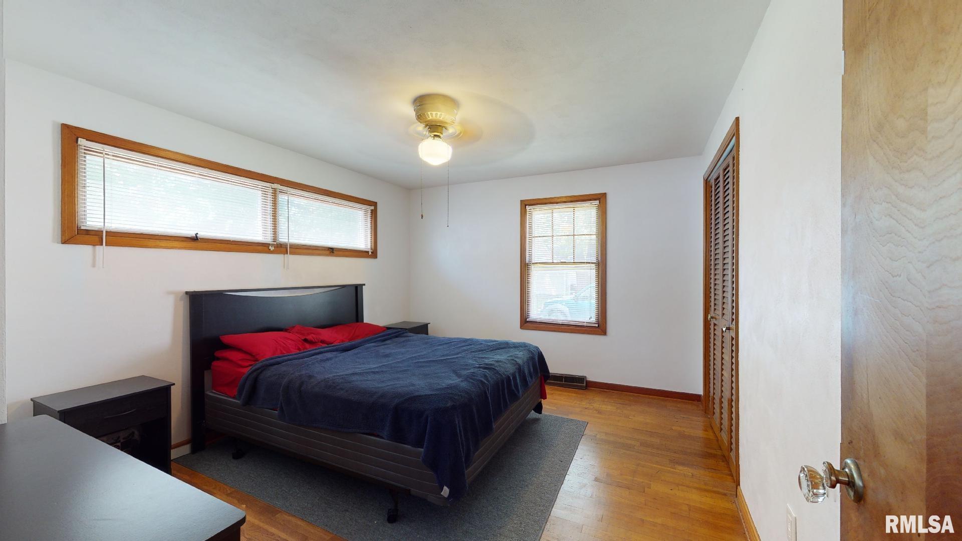 1966 Lee Street Springfield, IL 62703 - Photo 6 of 15