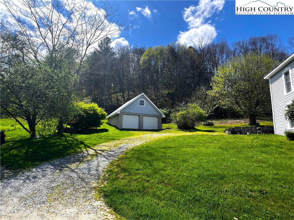 4606 Garvey Bridge Road Crumpler, NC 28617 - Photo 16 of 50 Gallery Image 16