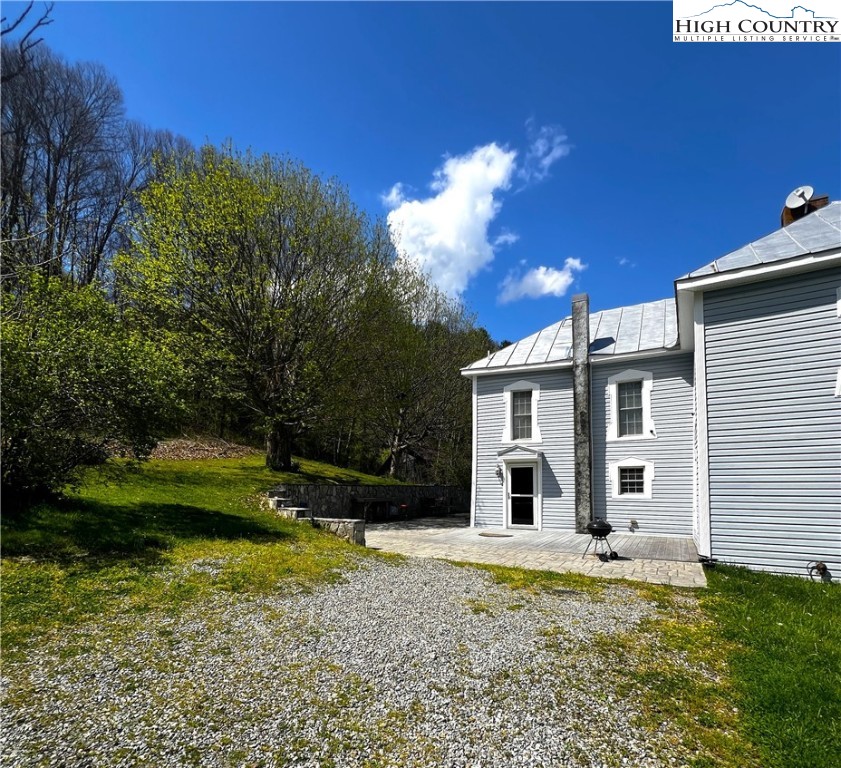 4606 Garvey Bridge Road Crumpler, NC 28617 - Photo 3 of 50 Gallery Image 3