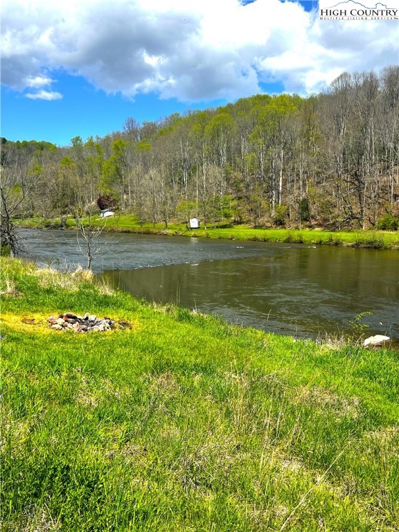 4606 Garvey Bridge Road Crumpler, NC 28617 - Photo 6 of 50 Gallery Image 6