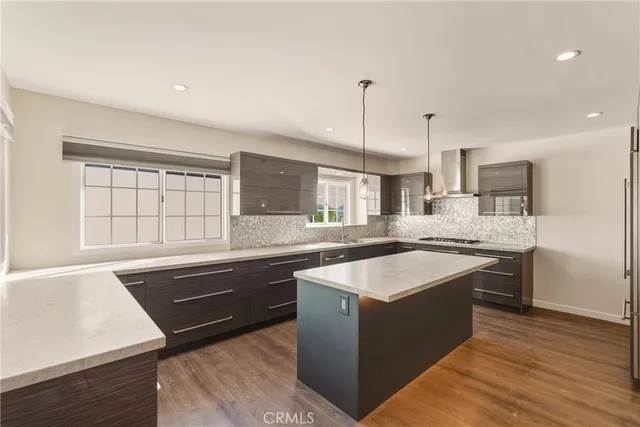 $2,399,999 | 1659 Puebla Drive, Glendale, CA 91207