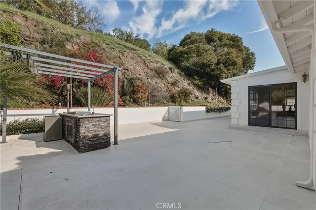 $2,399,999 | 1659 Puebla Drive, Glendale, CA 91207