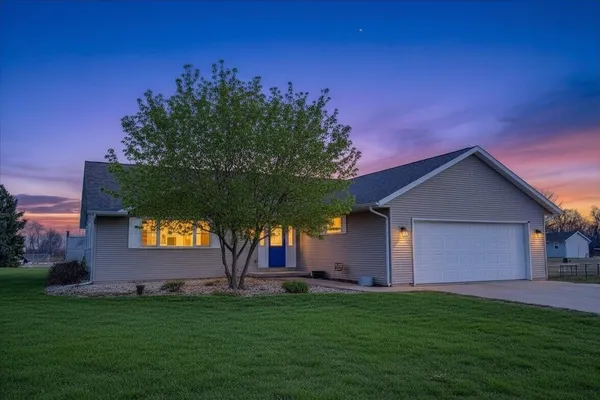 $439,000 | N4178 Country Club Drive, Brodhead, WI 53520