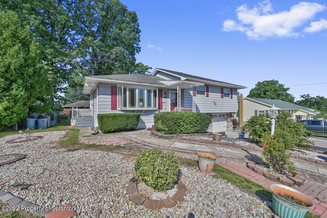 904 Ralph Lane Moosic, PA 18507 - Photo 1 of 37 Gallery Image 1