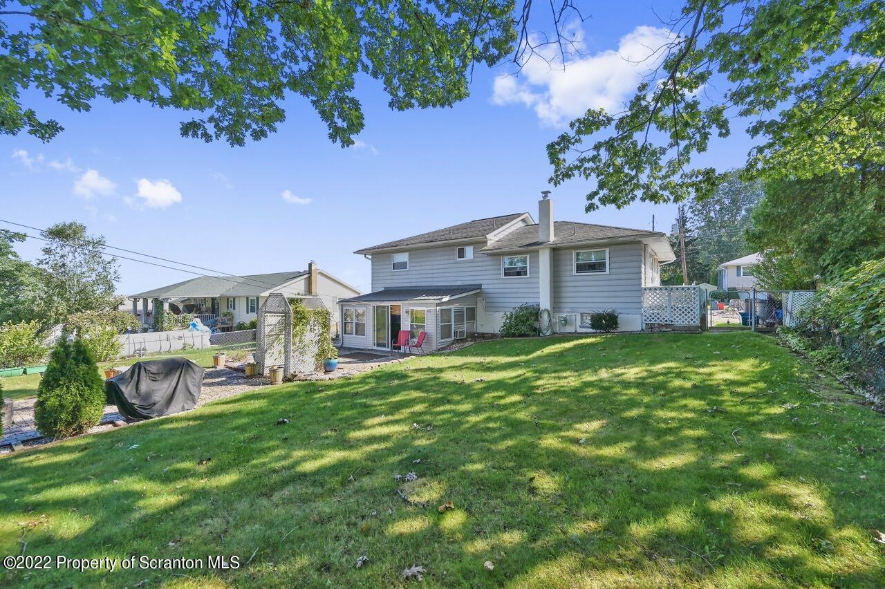 904 Ralph Lane Moosic, PA 18507 - Photo 3 of 37 Gallery Image 3