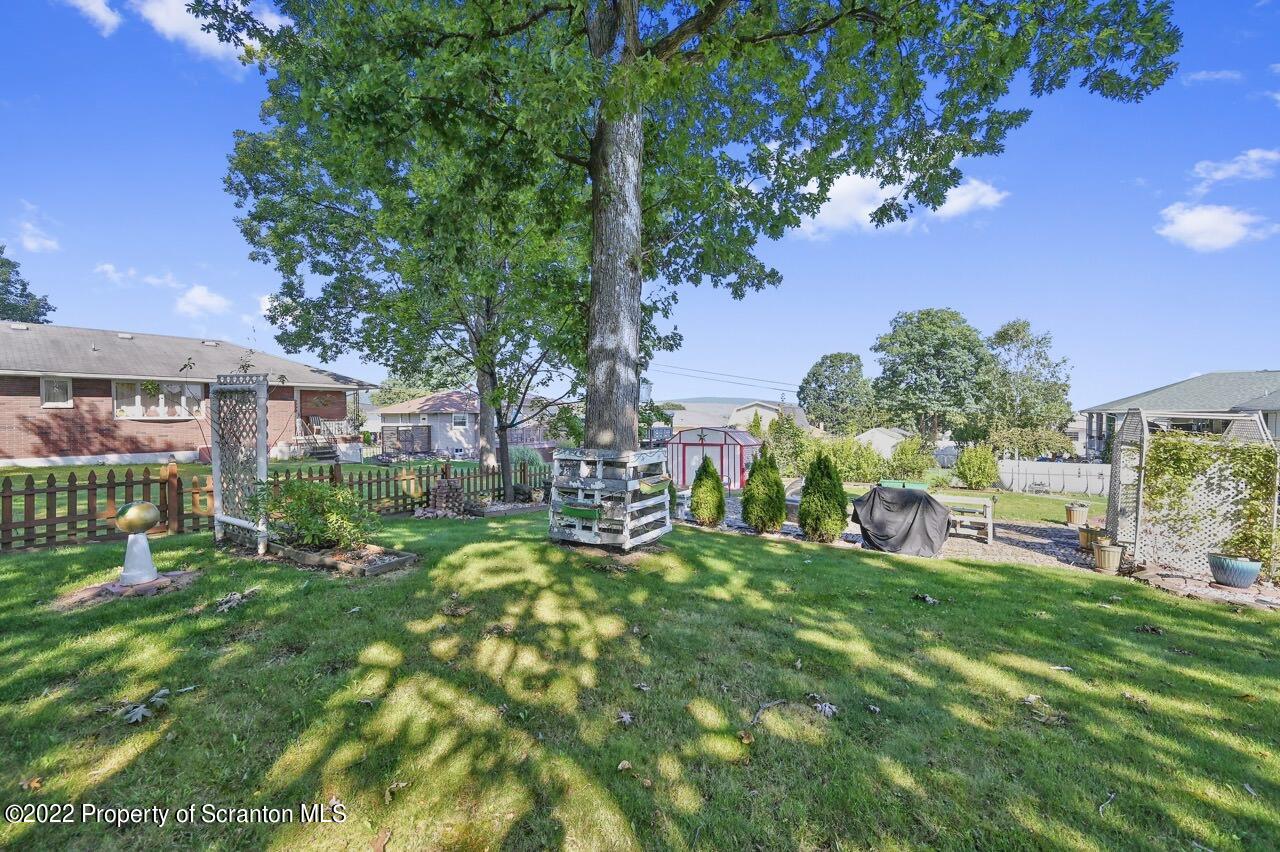 904 Ralph Lane Moosic, PA 18507 - Photo 31 of 37 Gallery Image 31