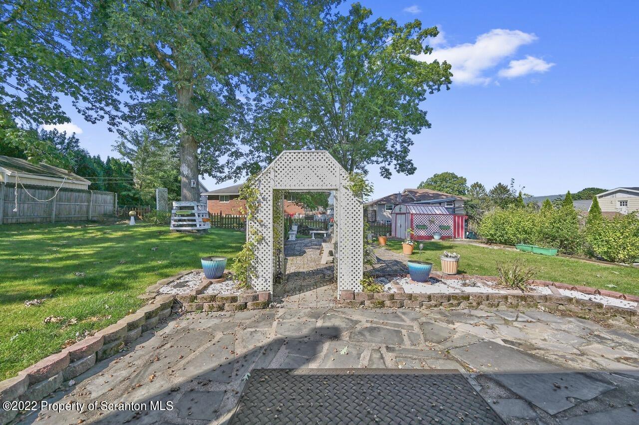 904 Ralph Lane Moosic, PA 18507 - Photo 32 of 37 Gallery Image 32