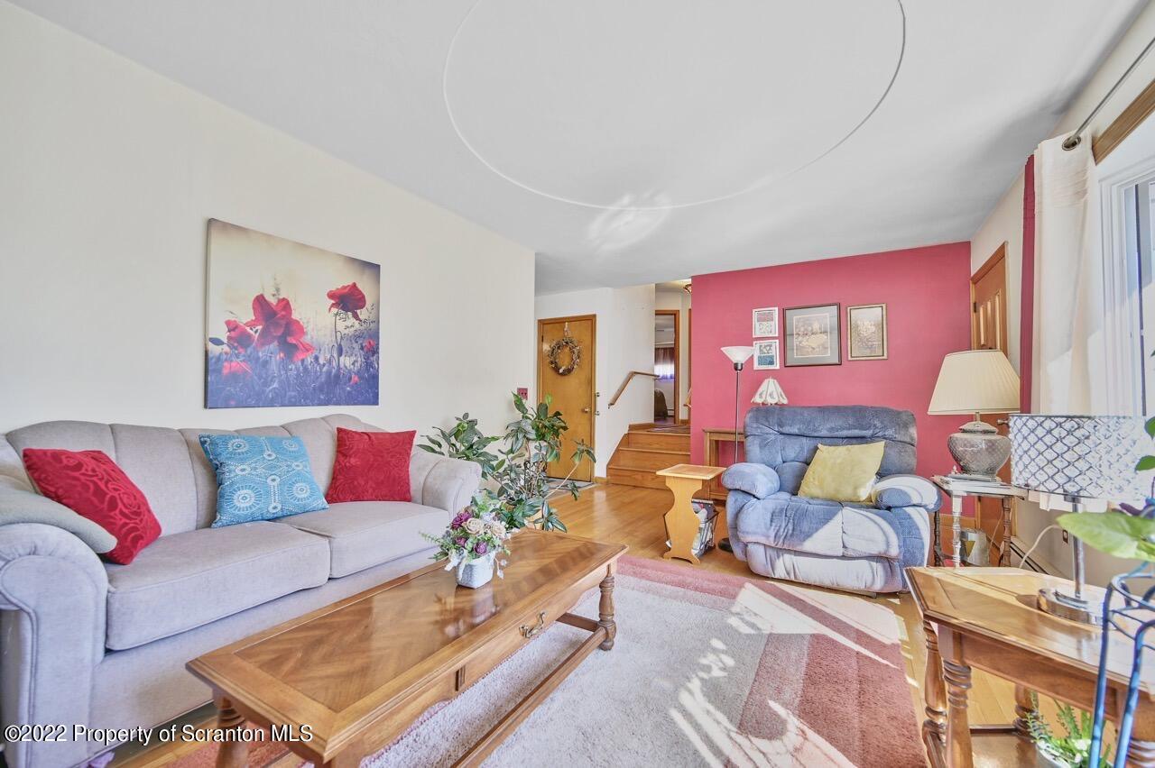 904 Ralph Lane Moosic, PA 18507 - Photo 6 of 37 Gallery Image 6